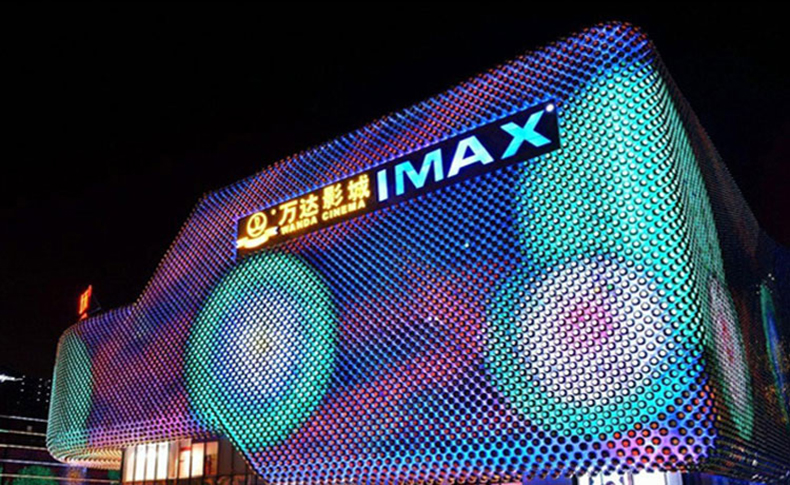 大型LED像素屏采用哪一種燈具來做性價比更高呢？