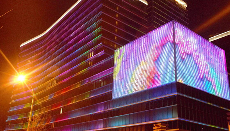 LED點(diǎn)光源像素屏如何低造價(jià)實(shí)現(xiàn)高清顯示效果？(圖1)