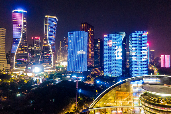 您知道新一代戶外led網(wǎng)格屏的優(yōu)點嗎？(圖1)